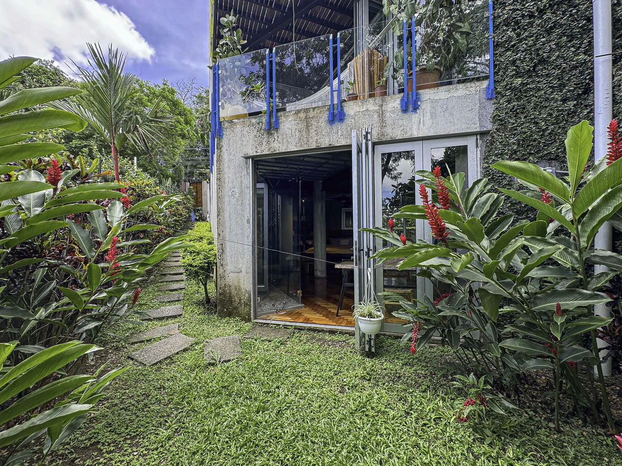 Casa Tropical Chic: mountainside home - Gallery image 16