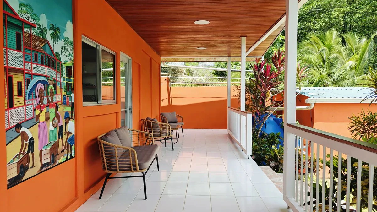 ID 888: 4 Bd/3 Ba Multi-Unit Home Near Puerto Viejo with Rental Potential - Gallery image 2