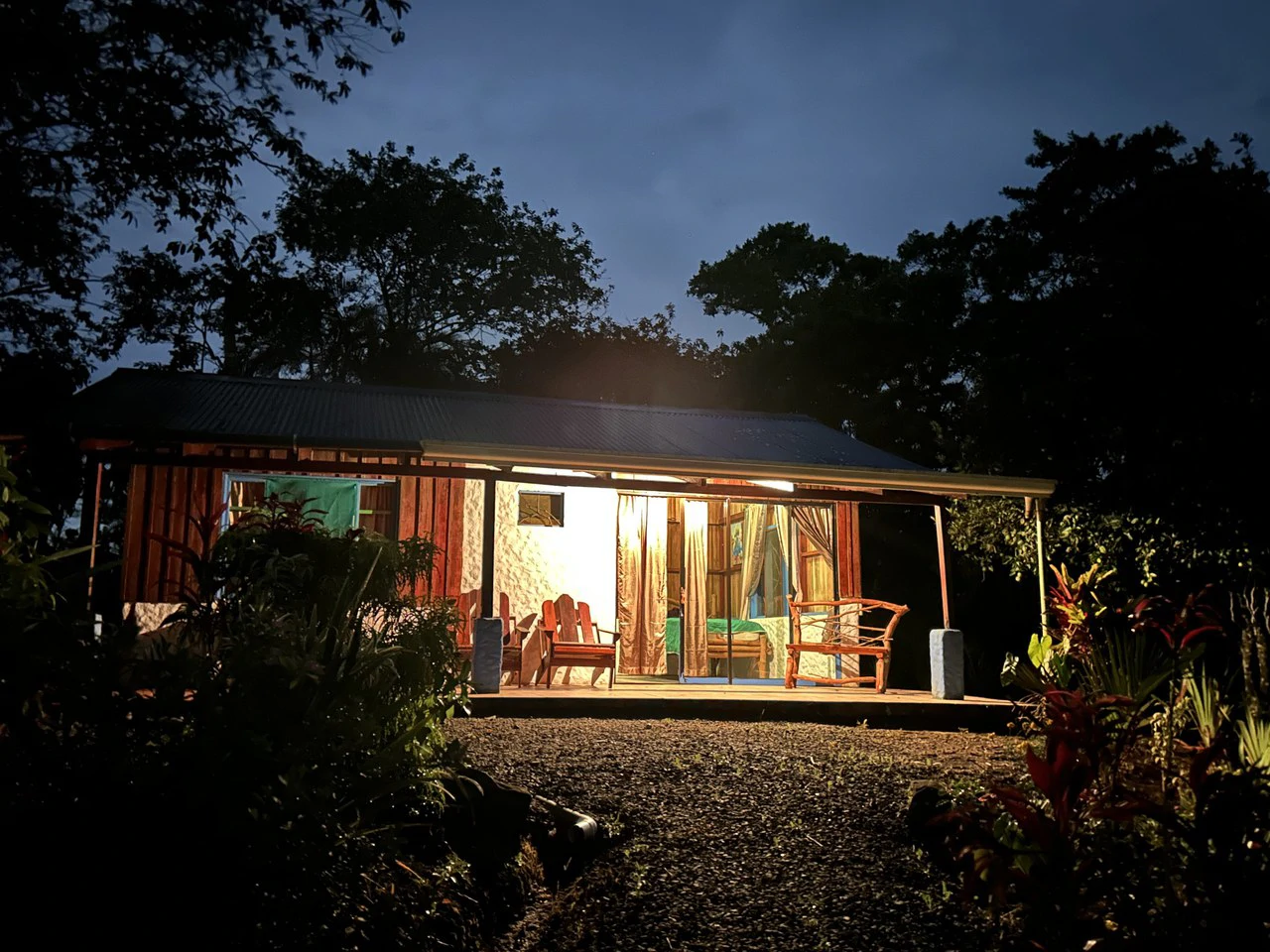 Costa Rica Ecolodge Retreat: Spectacular Views Turnkey Ecolodge Mountain Retreat in the heart of Costa Rica - Gallery image 19