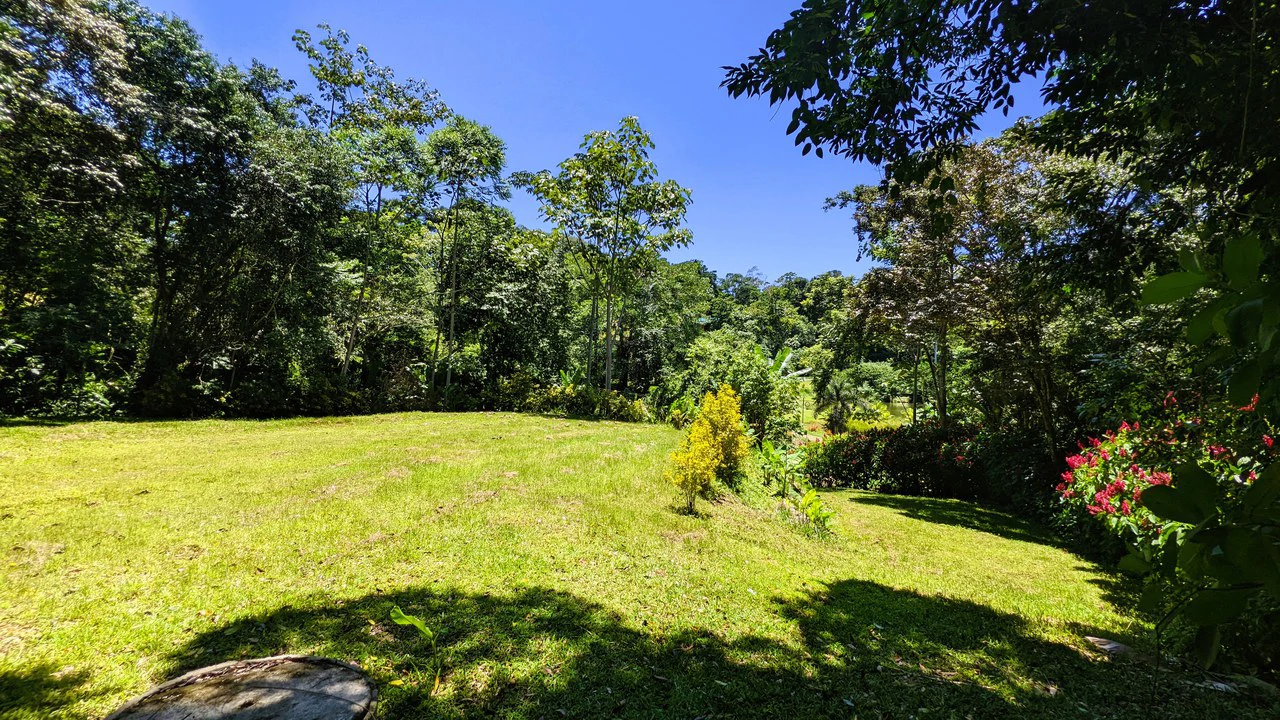 ID 4203: Land in Gated Community, Owner Financing available