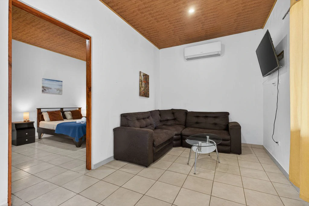 Villa Los Monos: High-Income 9-Unit Rental Property Near Playa Grande - Gallery image 24
