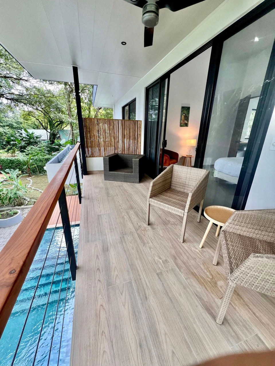 0.17 ACRES – 3 Bedrooms, Brand New Luxury Home in Uvita, Minutes From Beaches and Services, Wooded Lot, Year Round Stream, Private And Fully Furnished, Ready to Move!!! - Gallery image 11