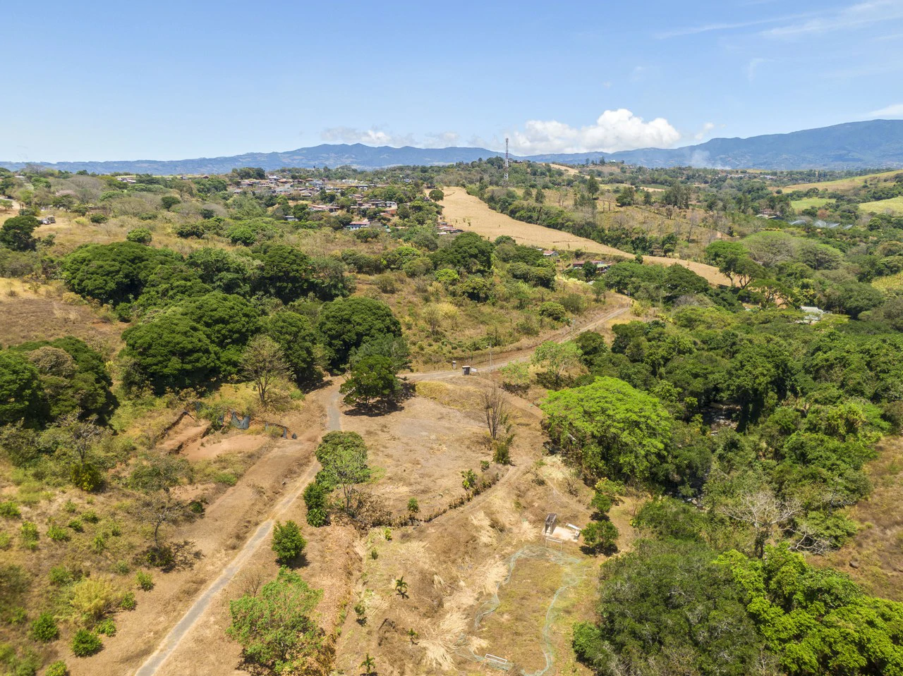Land for development 10 hectares - Gallery image 11