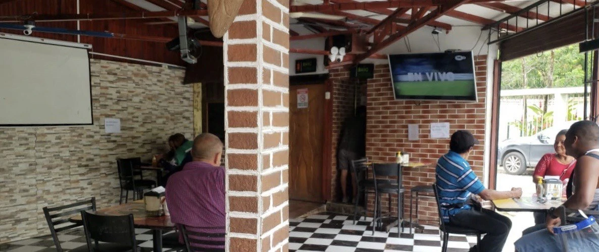 Near the Coast Bar/Nightclub For Sale in Bratsi - Gallery image 5