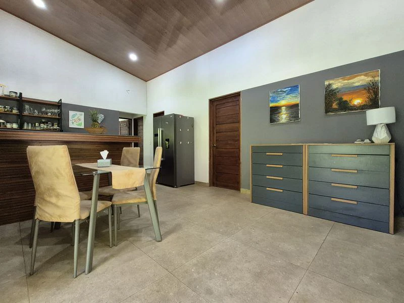 Entre Palmas Retreat: Near the Coast House For Sale in Playa Samara - Gallery image 10