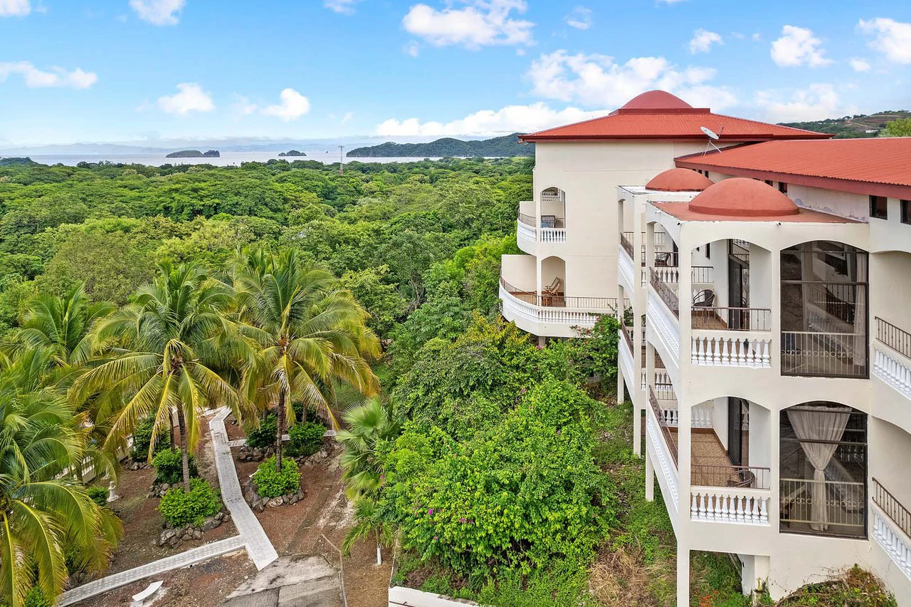 Casa Tranquila: Casa Tranquila 19 Bedroom Ocean View Homes - Gallery image 2