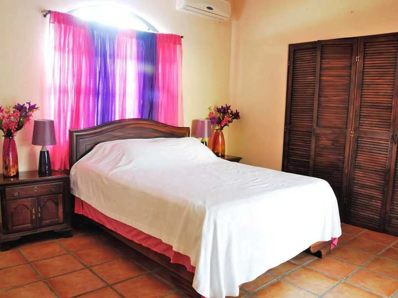 Casa Tropical Breezes: Walk to the Beach from a Secure Gated Community in Bejuco! - Gallery image 17