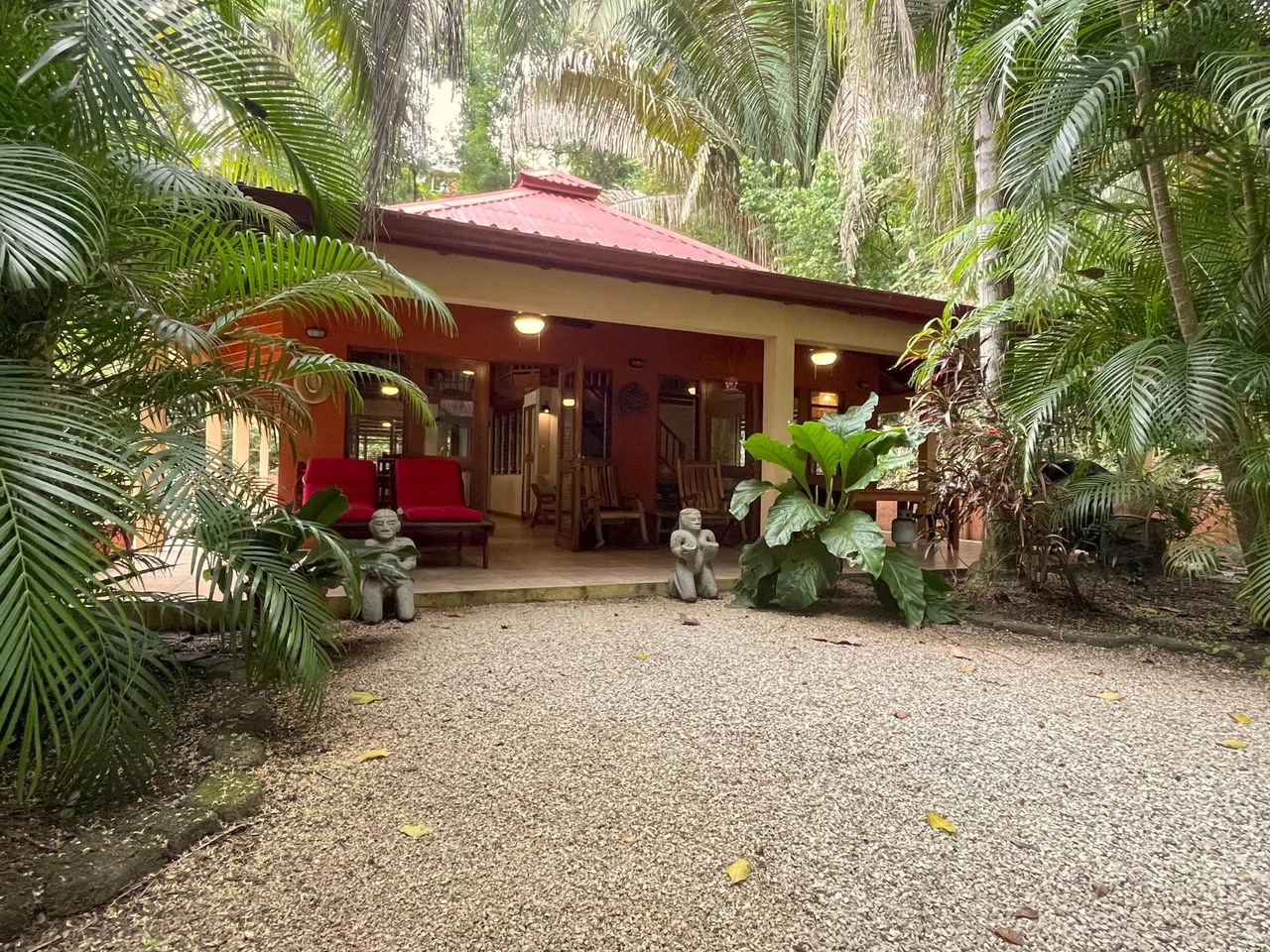Rancho Tranquilo - A Tropical Home with Pool and Guest Casita Near Playa Sámara: Near the Coast House For Sale in Sámara