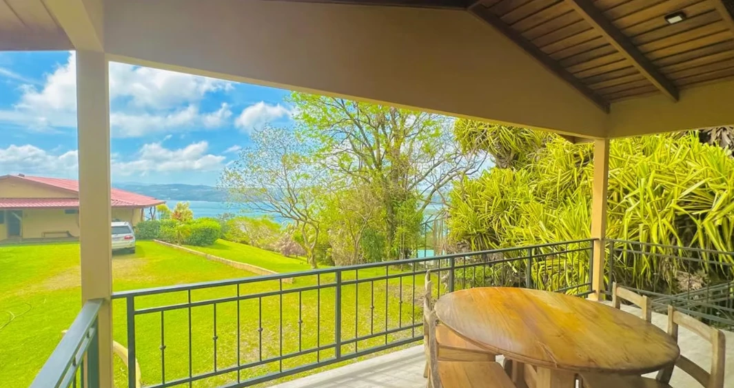 Pura Vida Costa Rica: Lake and Volcano view home, Garage and Guest Apartment - Gallery image 32