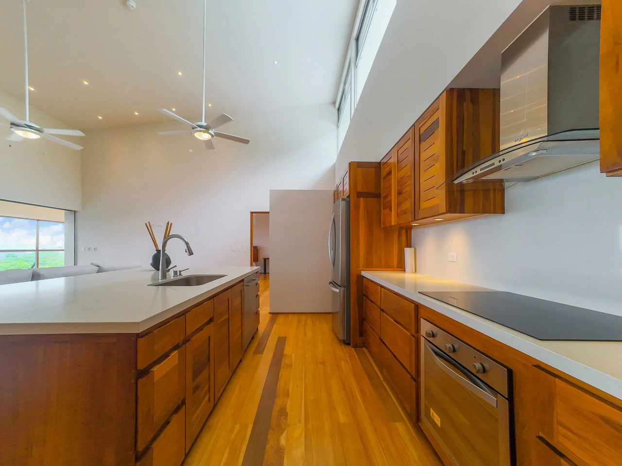 Mar Mystique Haven: Your Dream Home with Stunning Ocean Views - Gallery image 24