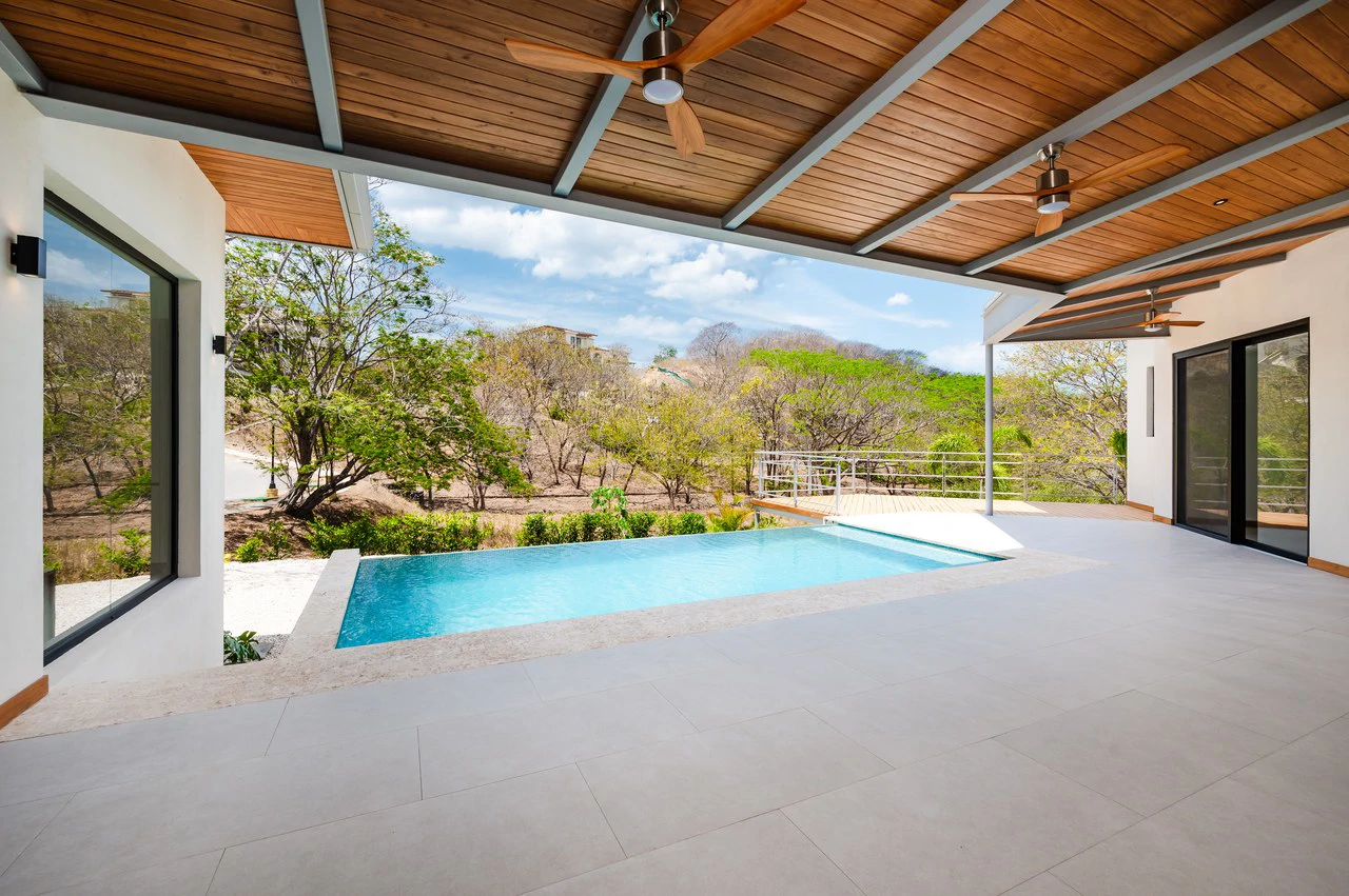 Casa Zoul: A Luxurious residence in the prestigious SENDEROS gated community of Tamarindo! - Gallery image 29