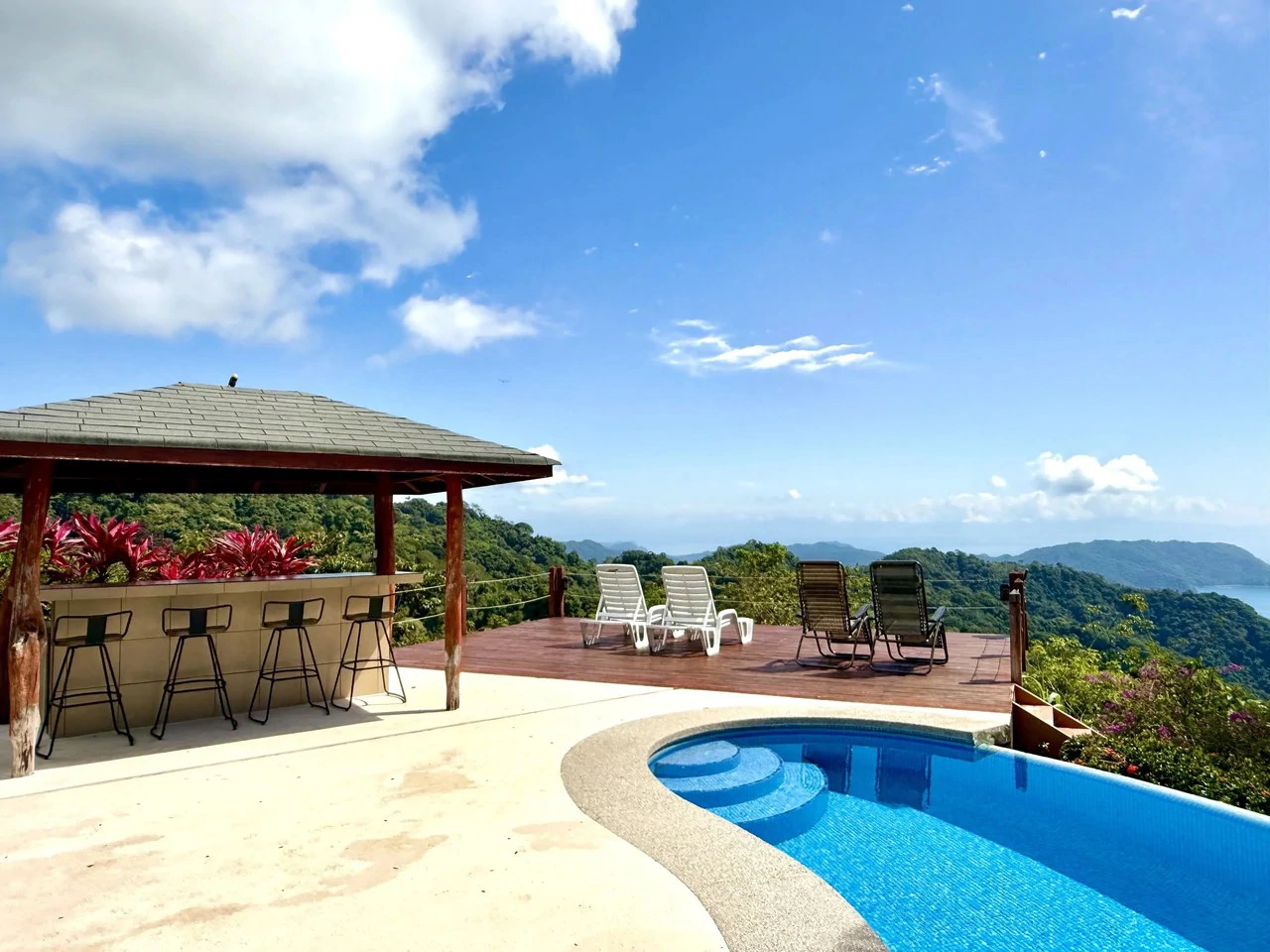 CASA DE LAPAS - OCEAN VIEW: Could you live at the Top of a Mountain in Costa Rica?  Because.... now you can!  Billion dollar views for only $1 Million USD.