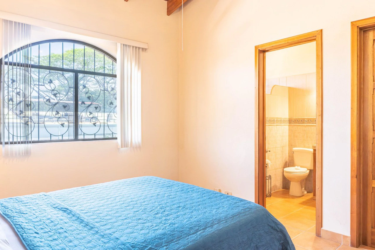 3 Bedroom Condo in the Center of Samara - Steps to the Beach - photo 13