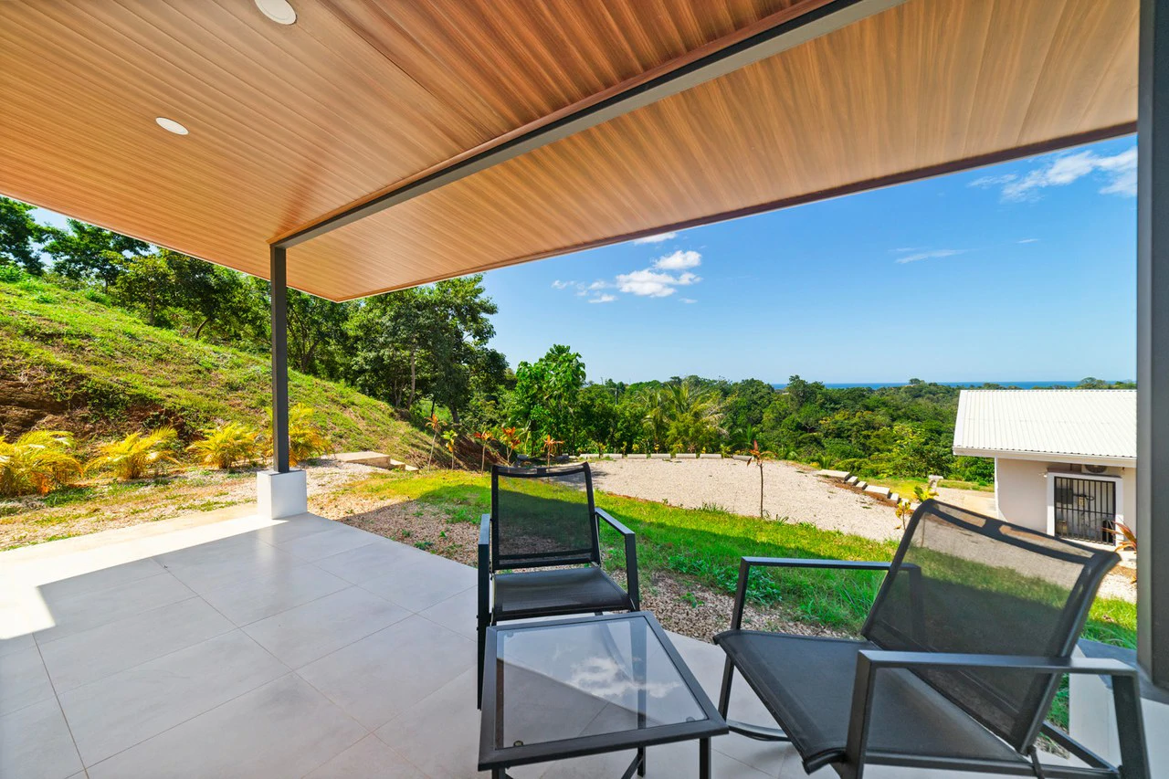 Casa Bella Vista: Brand New Hilltop Ocean View Home - Gallery image 29