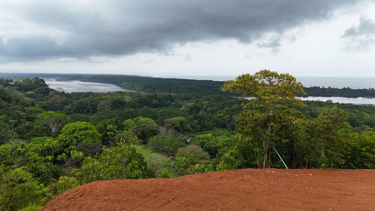 UNPARALLELED OCEAN VIEW LAND IN OJOCHAL, COSTA RICA - Gallery image 12