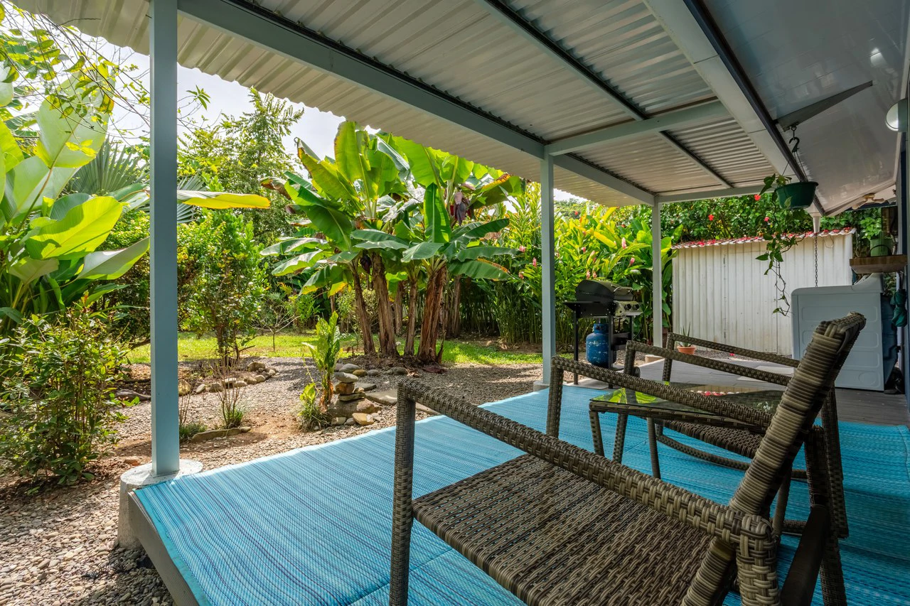 Uvita Beach Bungalow Walking Distance to the National Park - Gallery image 9