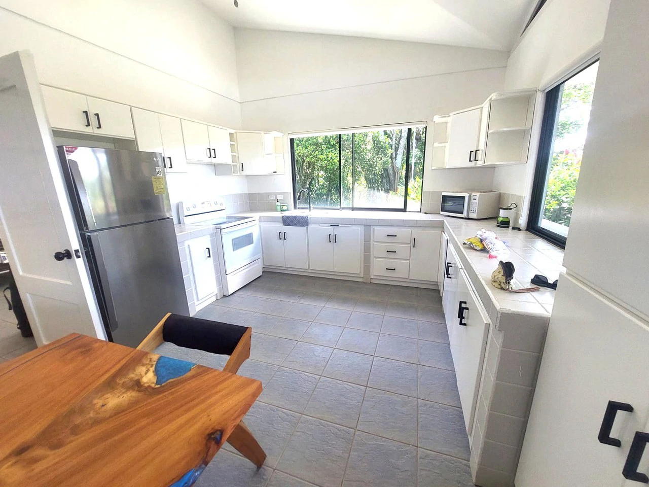 BLUE CREEK VILLA - Smart Home in Paradise - Gallery image 32