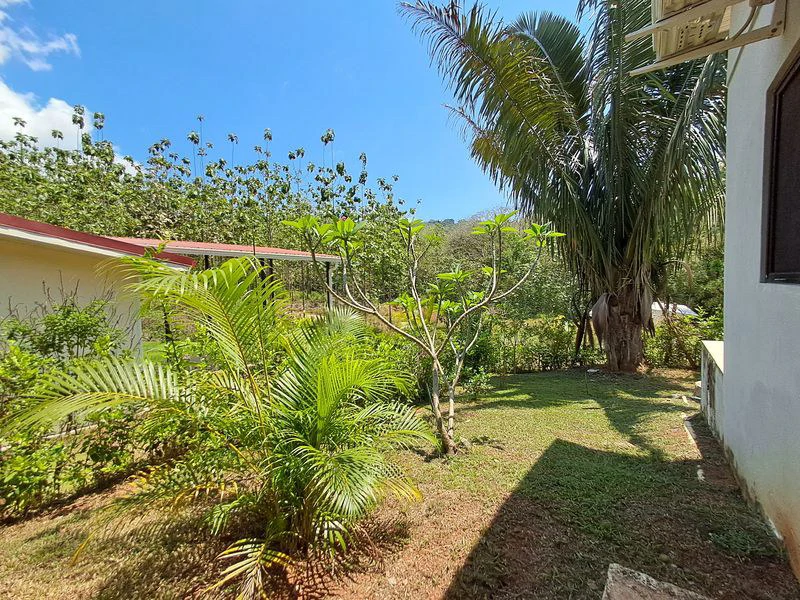 Casa Teresita: Charming 3-Bedroom Home with Garden – 15 Minutes from Sámara - Gallery image 14