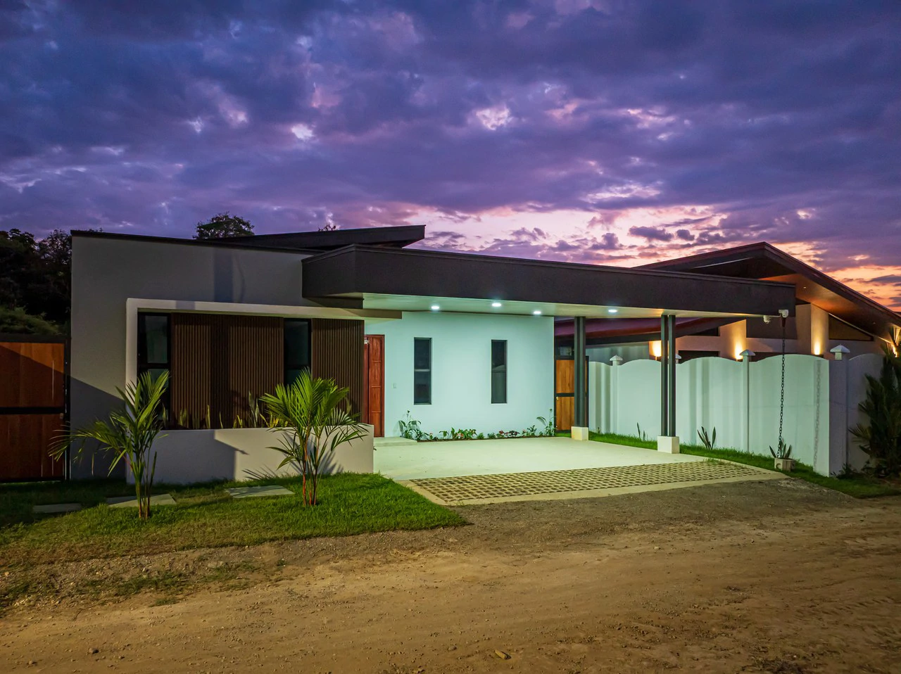 Hidden Gem Villa: Brand New & Fully Furnished 3 Bed | 3 Bath | Private Pool | Costa Rica's South Pacific