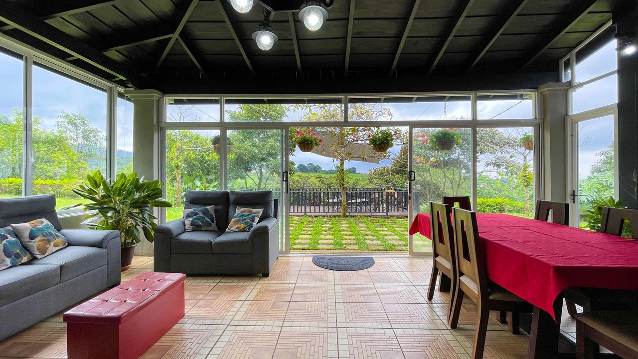 House for sale with large lots Grecia- San Isidro - Gallery image 19