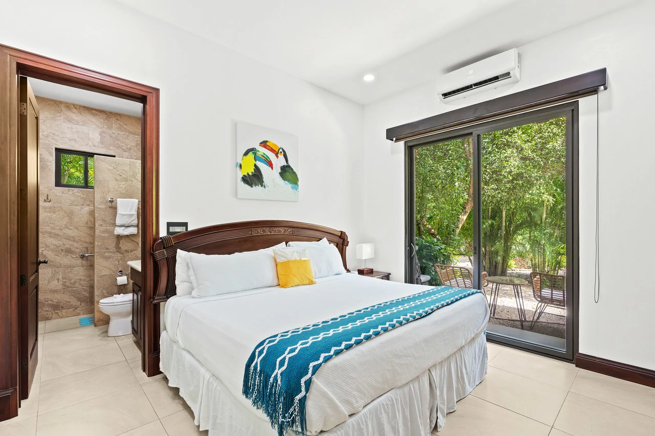 Pura Vida House: 6 bedroom 6 Bathroom Rental Juggernaut in Gated Community - Gallery image 14