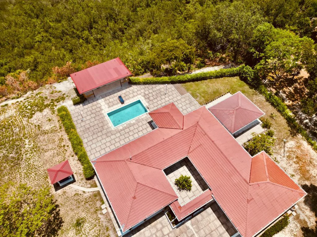 Mountain House For Sale in Curubandé - Gallery image 14