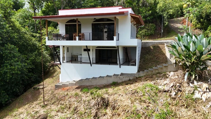 HOLOS Community Modern 2-Bedroom Mountain Home with Diamante Waterfall Views - photo 2