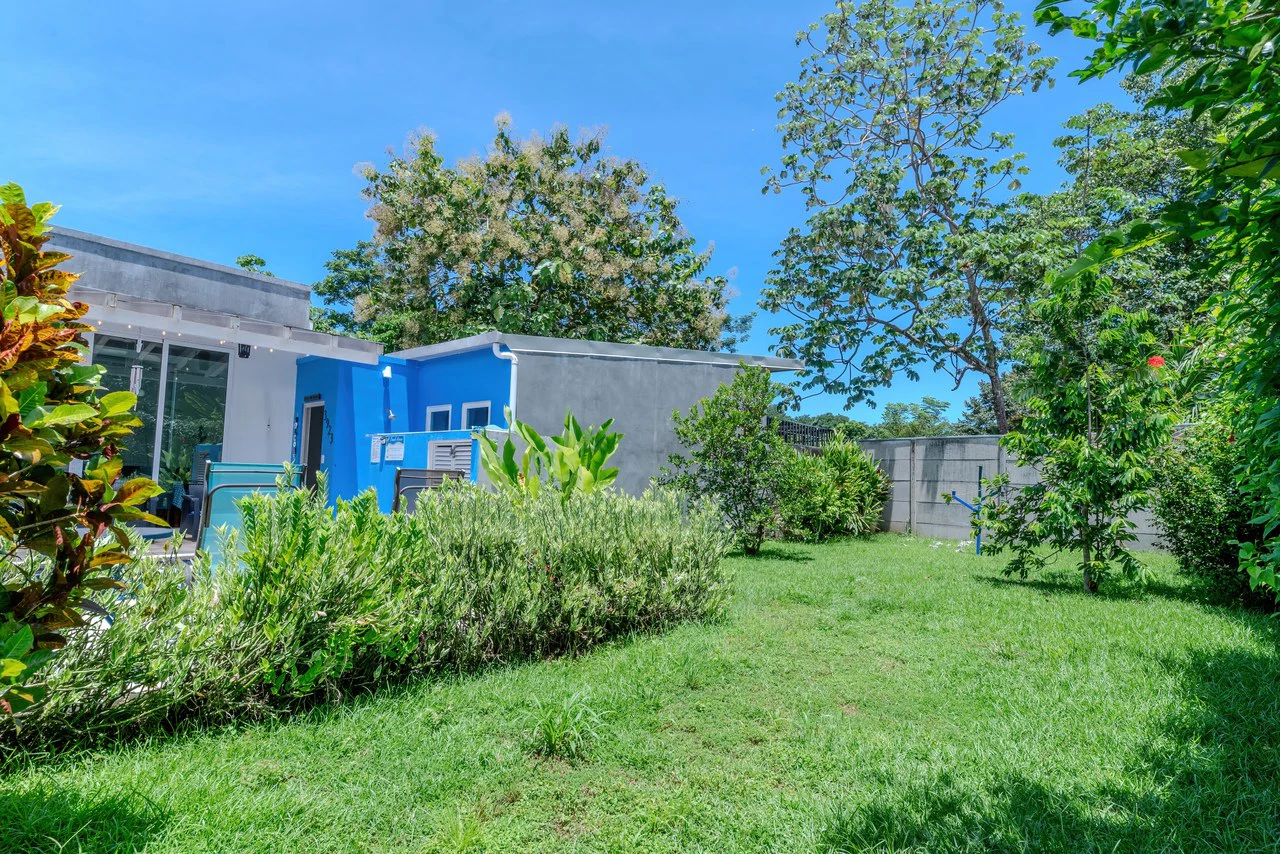Playa Chamán Beach: Home for Sale – 3 Br, Pool, Walk to the Beach - Gallery image 10