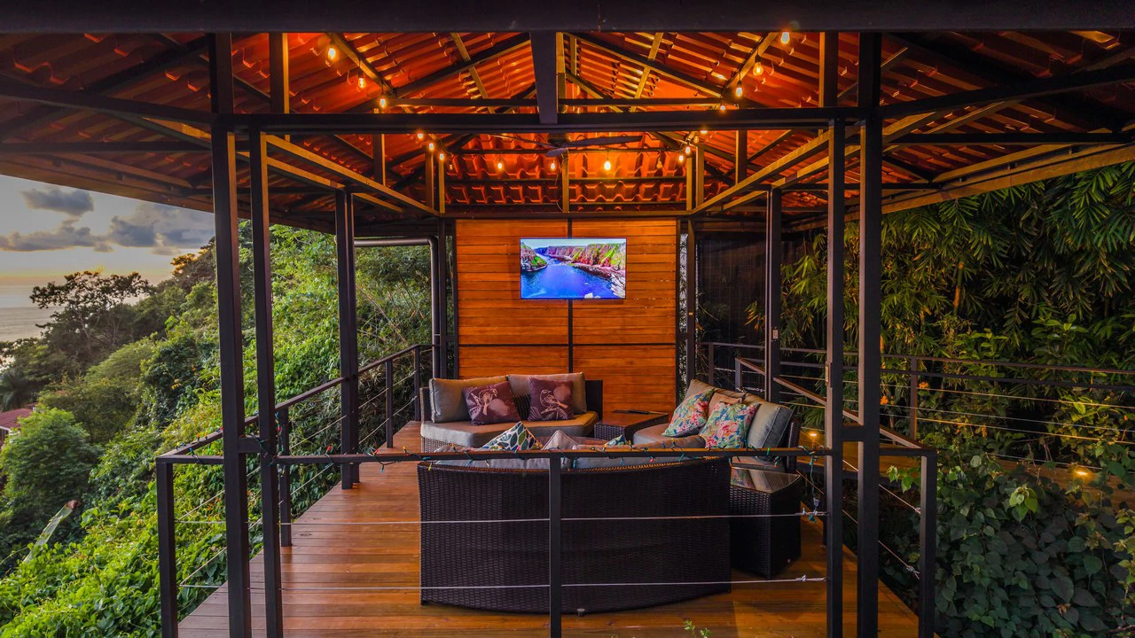 Luxury Whitewater Ocean View Home in Ayacucho Dominical - Gallery image 11
