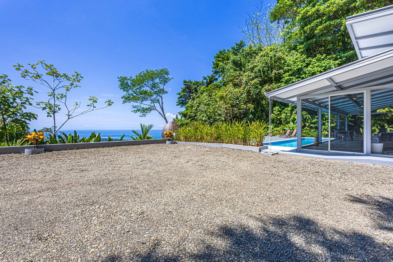 Uvita Ocean and Whale Tail View Modern Home on 3.64 Acres in Exclusive Enclave - Gallery image 33