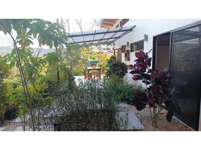 Stunning Dream Home and Pool with Separate cute smart Apartment building for Sale Surrounded by lush nature in the soft rolling hills of Hojancha - Gallery image 16