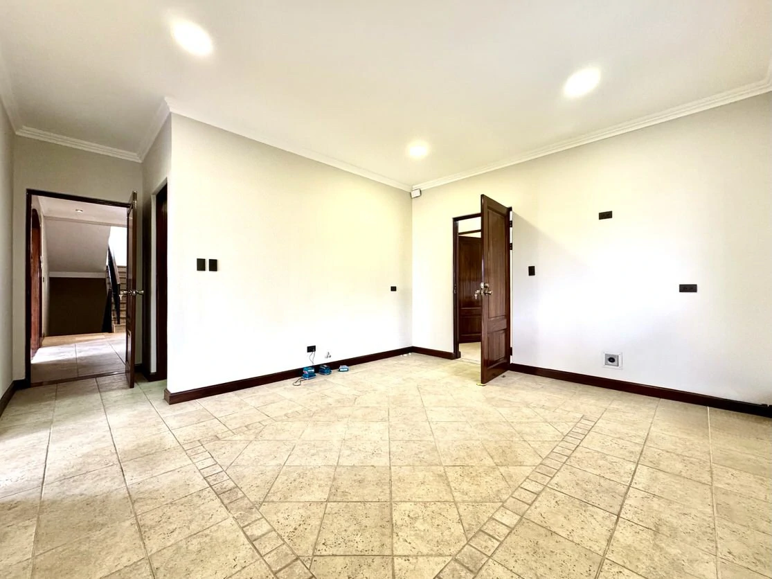 Cerro Alto Venta de Casa de Lujo con Maravillosas Vistas: Cerro Alto Luxury Home for Sale with Breathtaking Views - Gallery image 5