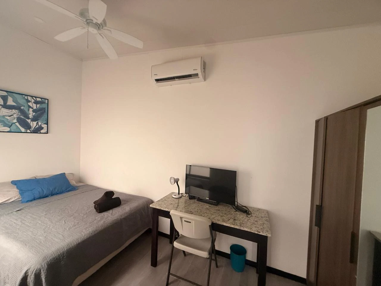 Jaco 2 Floors, 3 Bedrooms in a Gated Community , Beach one block - Gallery image 9