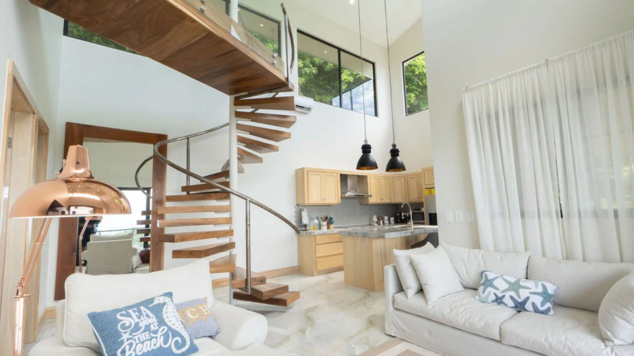 Coco: 3-Bedroom Forest-Side Home Near Playa Pájaros - Gallery image 4