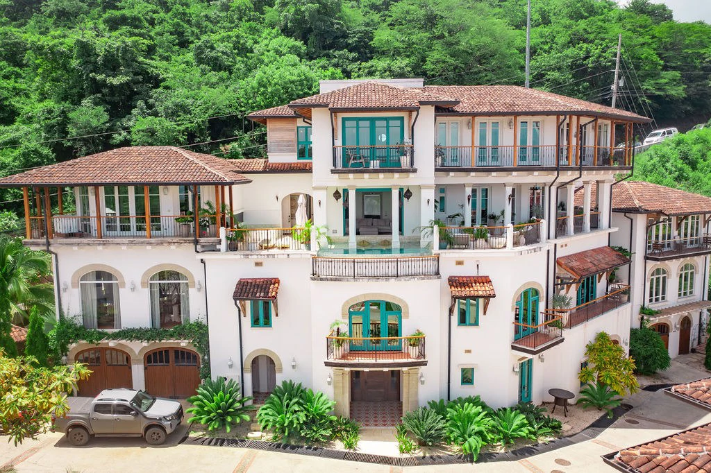 Villa Santorini: Four-level Oceanview Estate Nestled in the Hillside of Las Catalinas—Costa Rica’s Premier Car-free Beach Town. - Gallery image 63