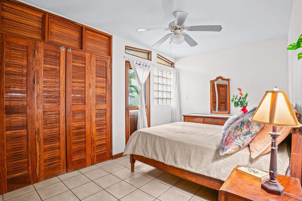 Las Brisas #6: Beachfront Condo With Perfect Ocean Views - Gallery image 10