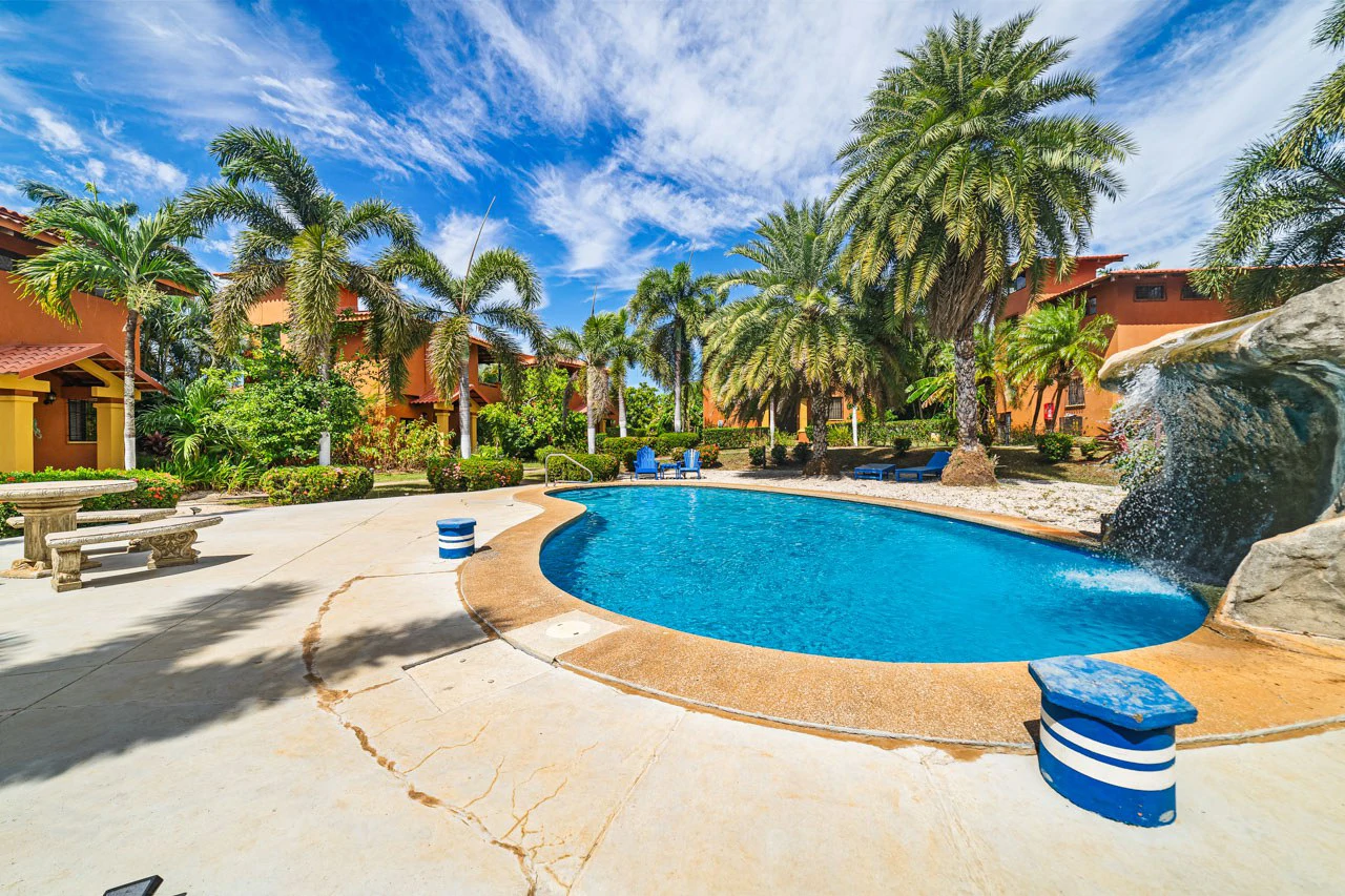 Iguana Villas #7: Turnkey 2BR Villa Near White Sand Beach - Gallery image 25