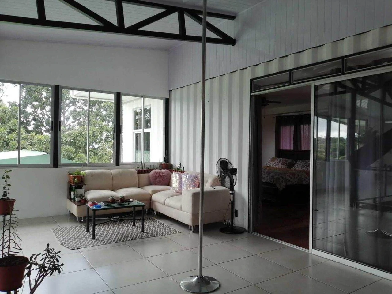 Investor Special!: Income Property with STRONG ROI! - Gallery image 5
