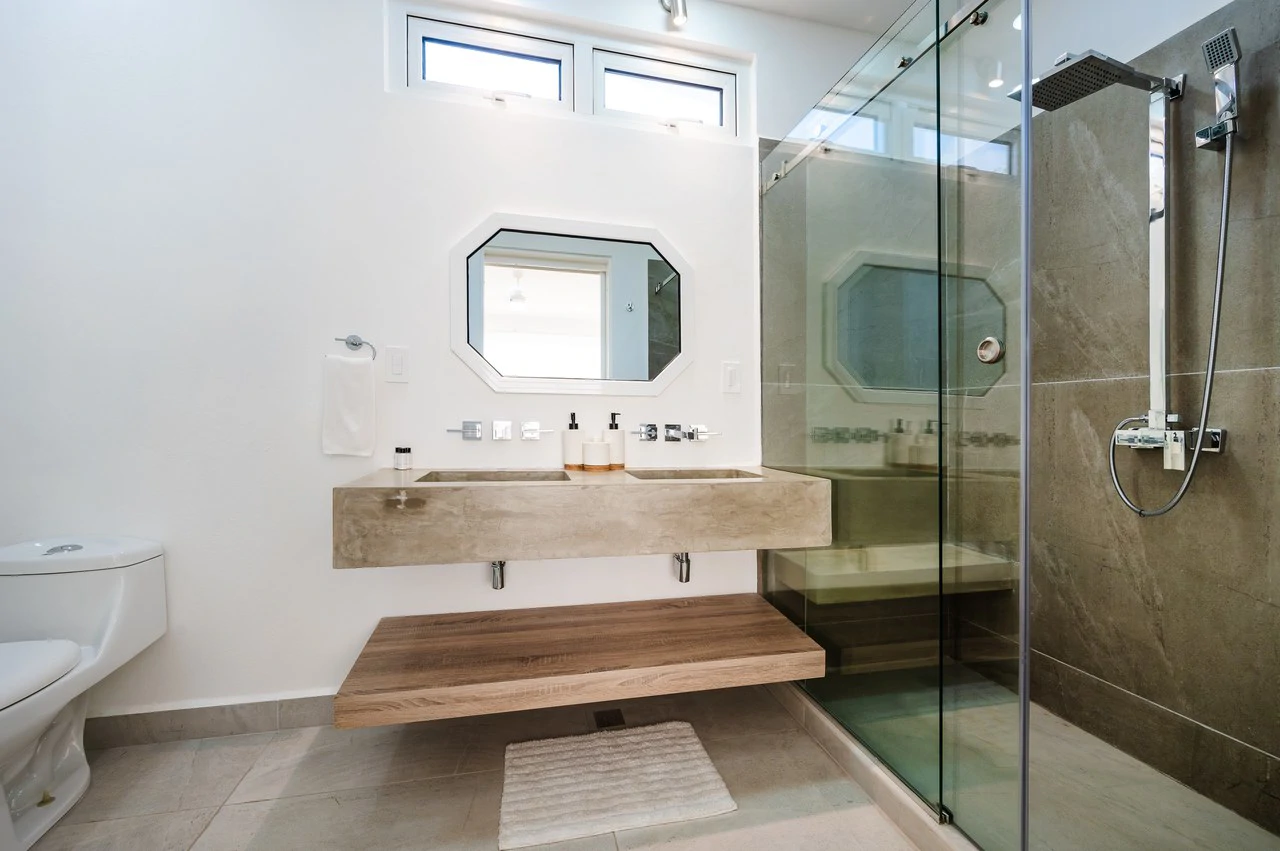 The Enclave: Ultra-Modern 5 Bedroom Villa Located Minutes From the Beach! - Gallery image 32