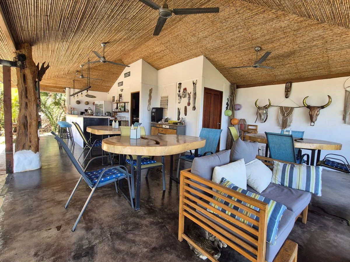 Peaceful Retreat Hotel & Restaurant: Unique Boutique Hotel with Restaurant & Bar - Panoramic Ocean and Mountains Views near Playa Carrillo - Gallery image 15