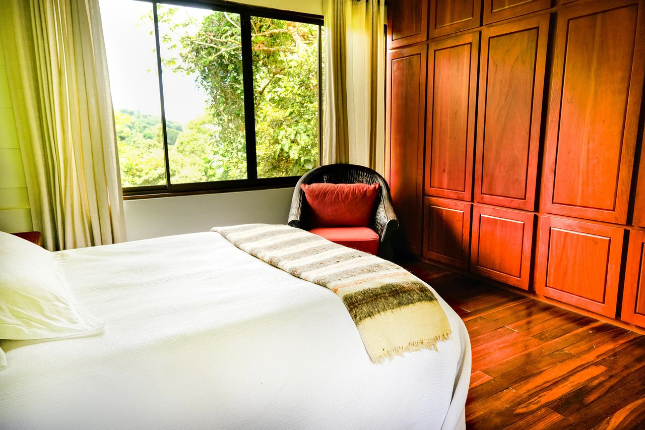Hidden Paradise in Monteverde. Sierra Verde SV0125: 5 Hectares with Spectacular Views, a Beautiful and Cozy Main House and Caretaker’s Home Just 10 Minutes from Monteverde - Gallery image 32