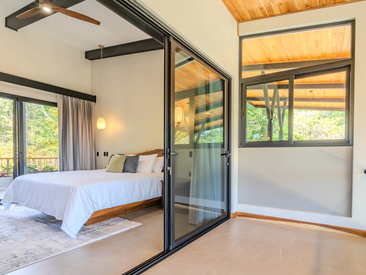 Luxury 3 Bedroom Home with Ocean Views in Downtown Uvita - Gallery image 52