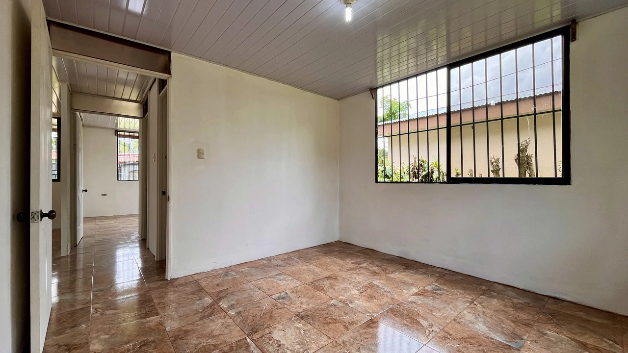 House For Sale in Daniel Flores - Gallery image 18