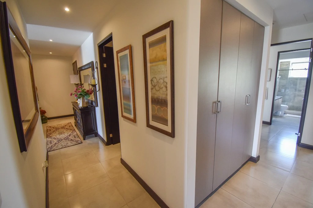 Apartment For Sale in Guachipelín - Gallery image 25