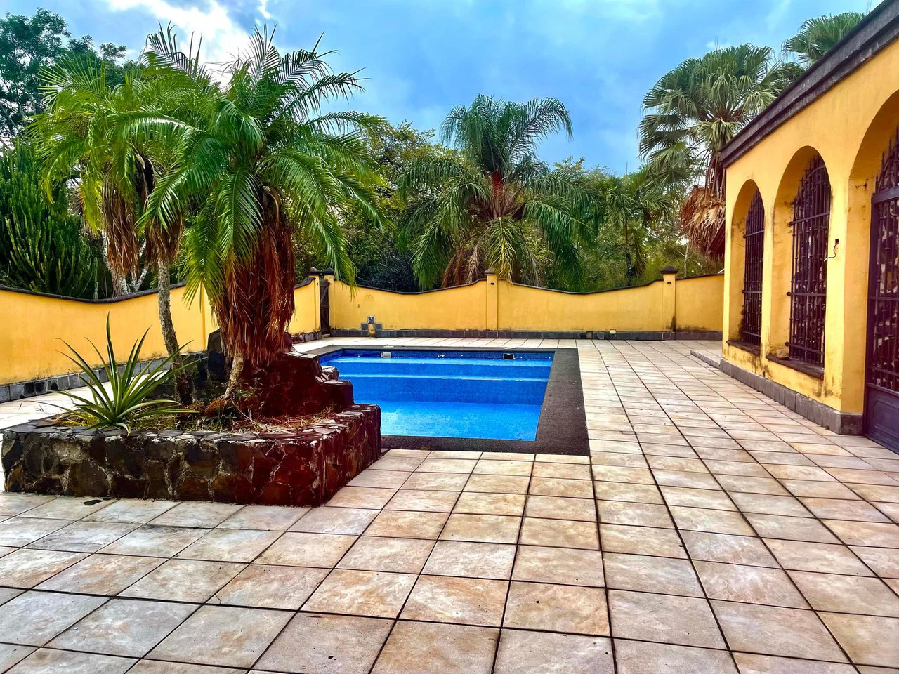 House for sale with pool in Hacienda los Reyes Alajuela Costa Rica - Gallery image 6