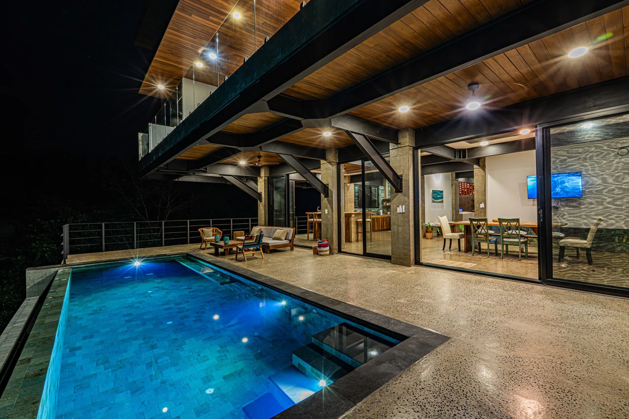 Casa Las Brisas Stunning Whale’s Tail Ocean View Home in Uvita - Gallery image 53