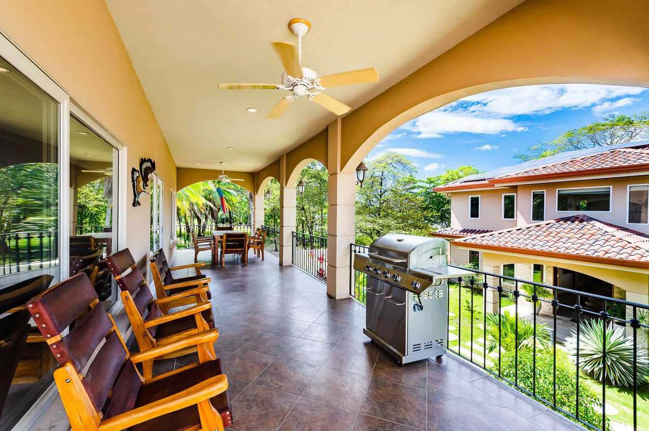 Casa Oltmann: Beach Front Mansion - Gallery image 16