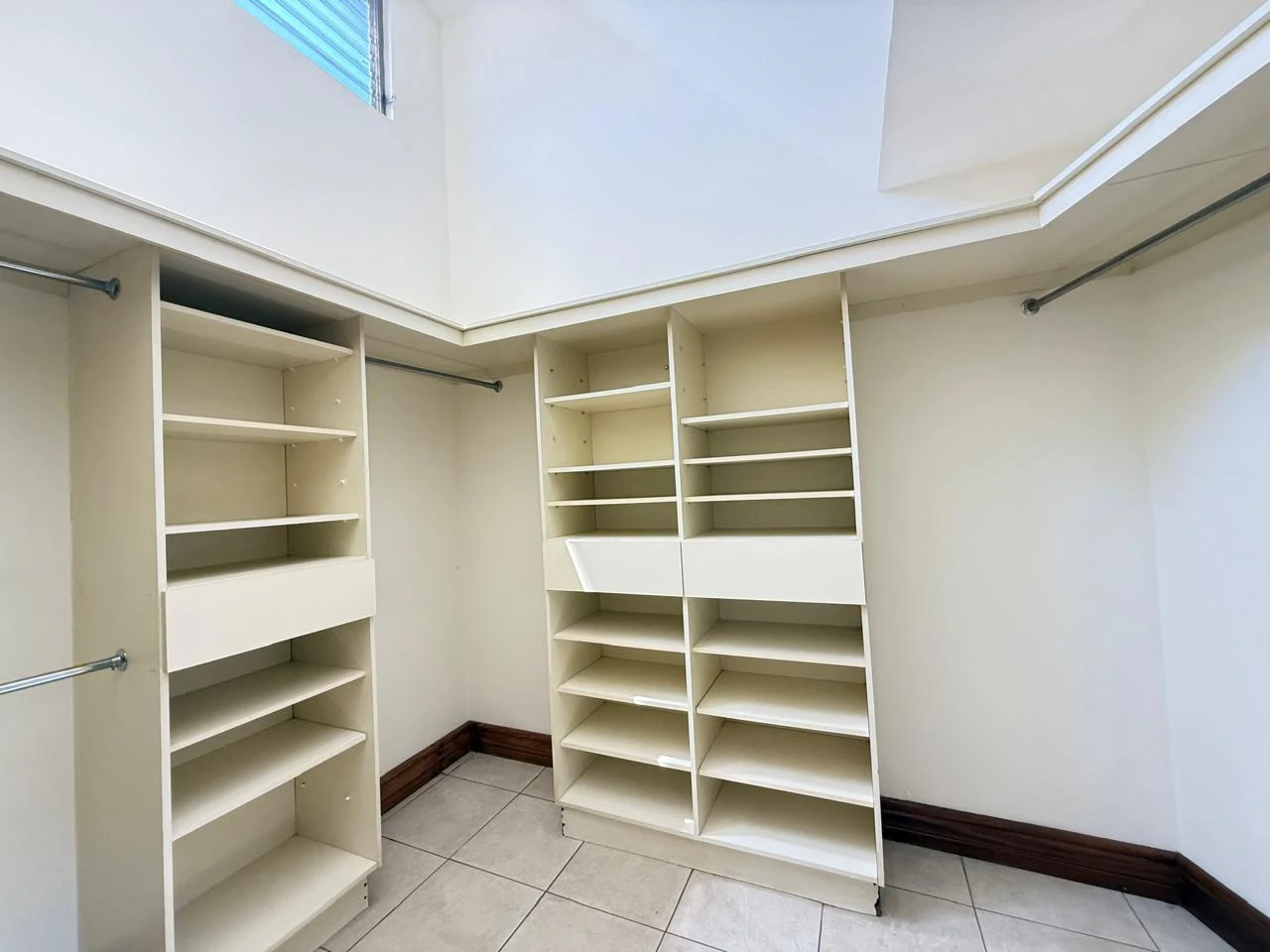 House for lease gated community 4 bedrooms Costa Rica - Gallery image 6