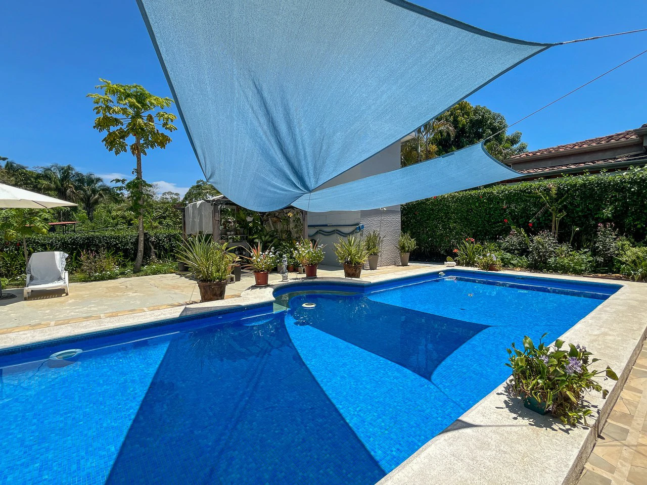Casa Eight: Near the Beach. Playa Bejuco, Puntarenas, Costa del Sol. Fully Remodeled Tropical Sanctuary - Gallery image 20