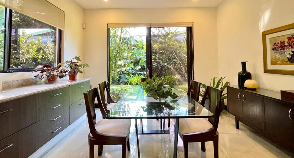 One Floor House for Sale Wide Garden Santa Ana Costa Rica - Gallery image 8